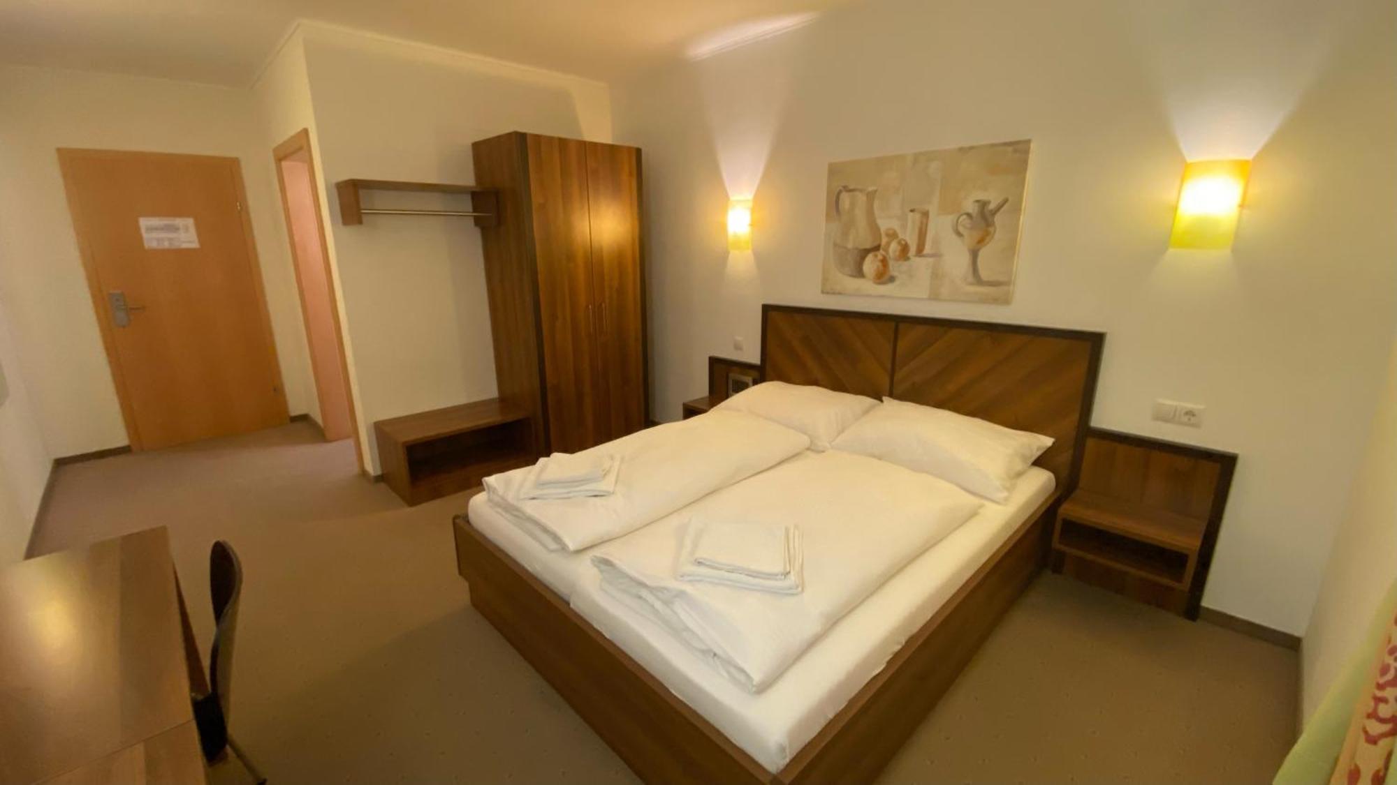 Weinland Hotel Donnerskirchen Exterior foto