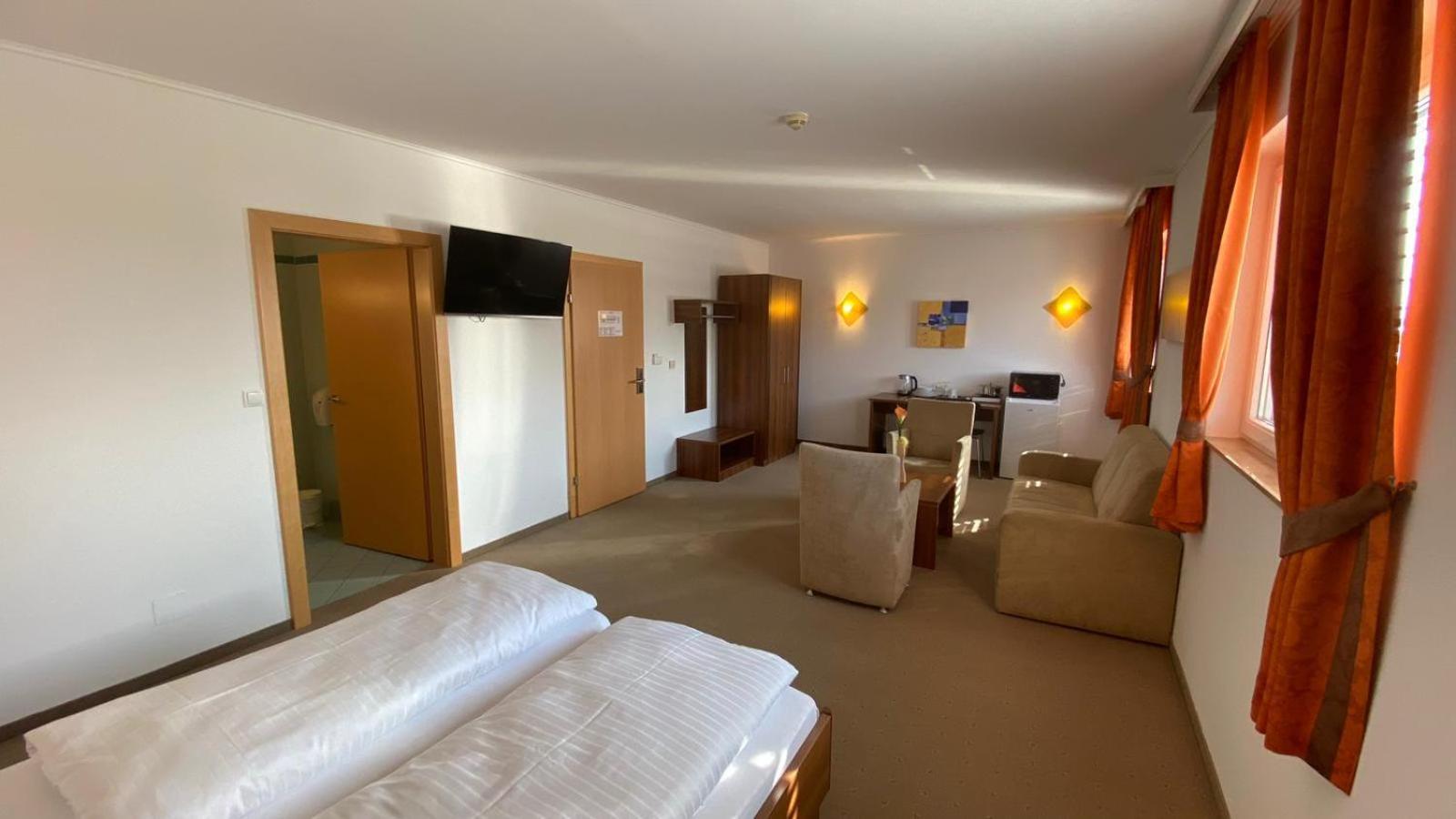 Weinland Hotel Donnerskirchen Quarto foto
