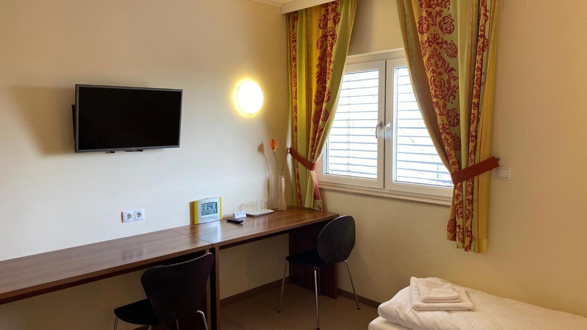 Weinland Hotel Donnerskirchen Quarto foto